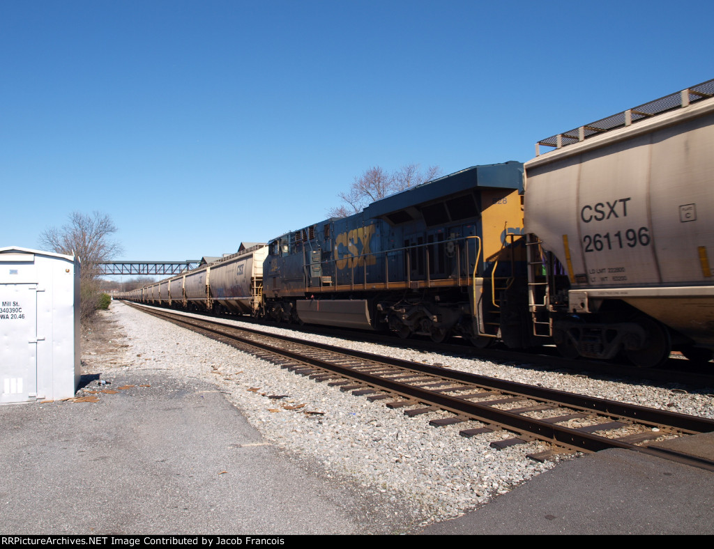 CSX 828